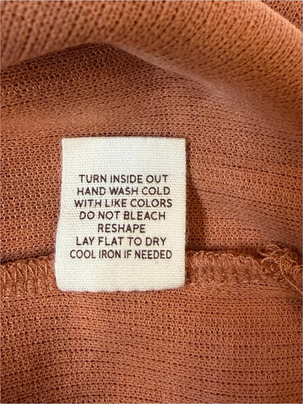 Blu Pepper Terracotta Ribbed Knit Notched V-Neck Top Pullover Sweater Size L - Picture 12 of 13